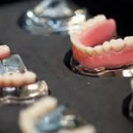 tipos de prótese dentária